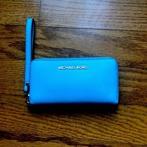 Michael Kors wristlet
